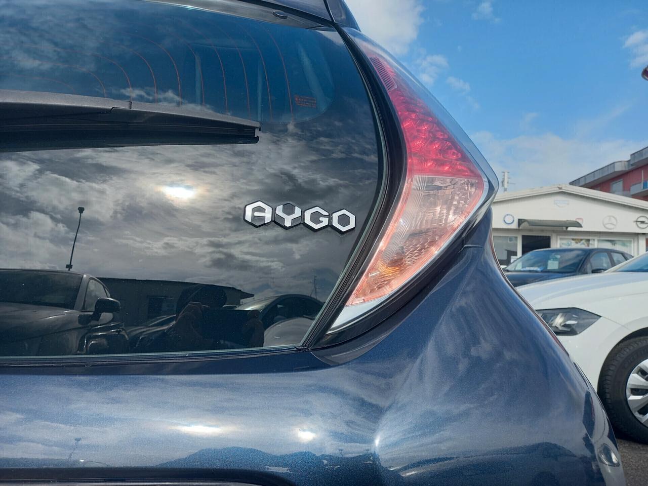 Toyota Aygo 1.0 x-cool 69cv 5 porte Full 2016
