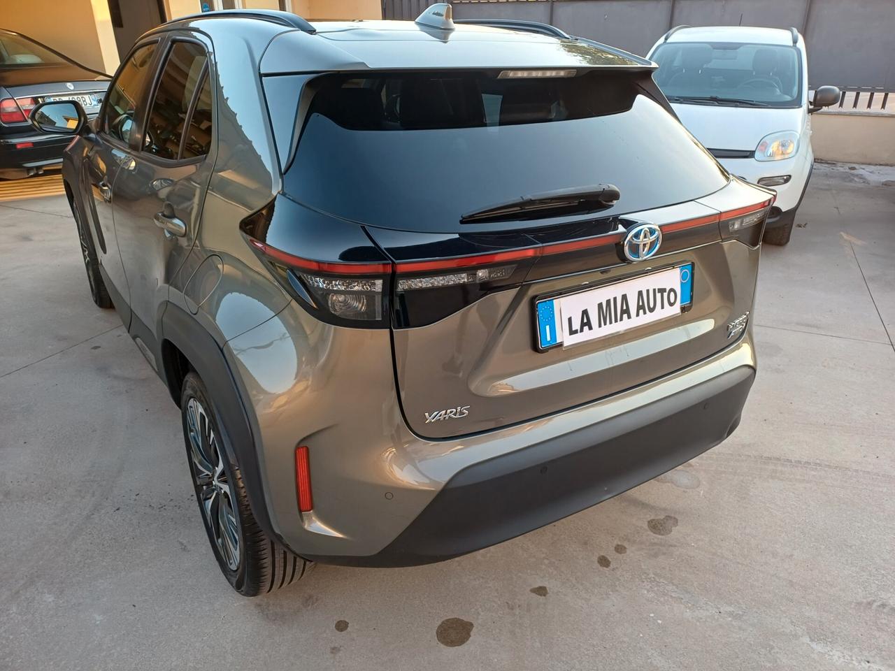 Toyota Yaris Cross 1.5 4WD-i(TETTO PANORAMICO)