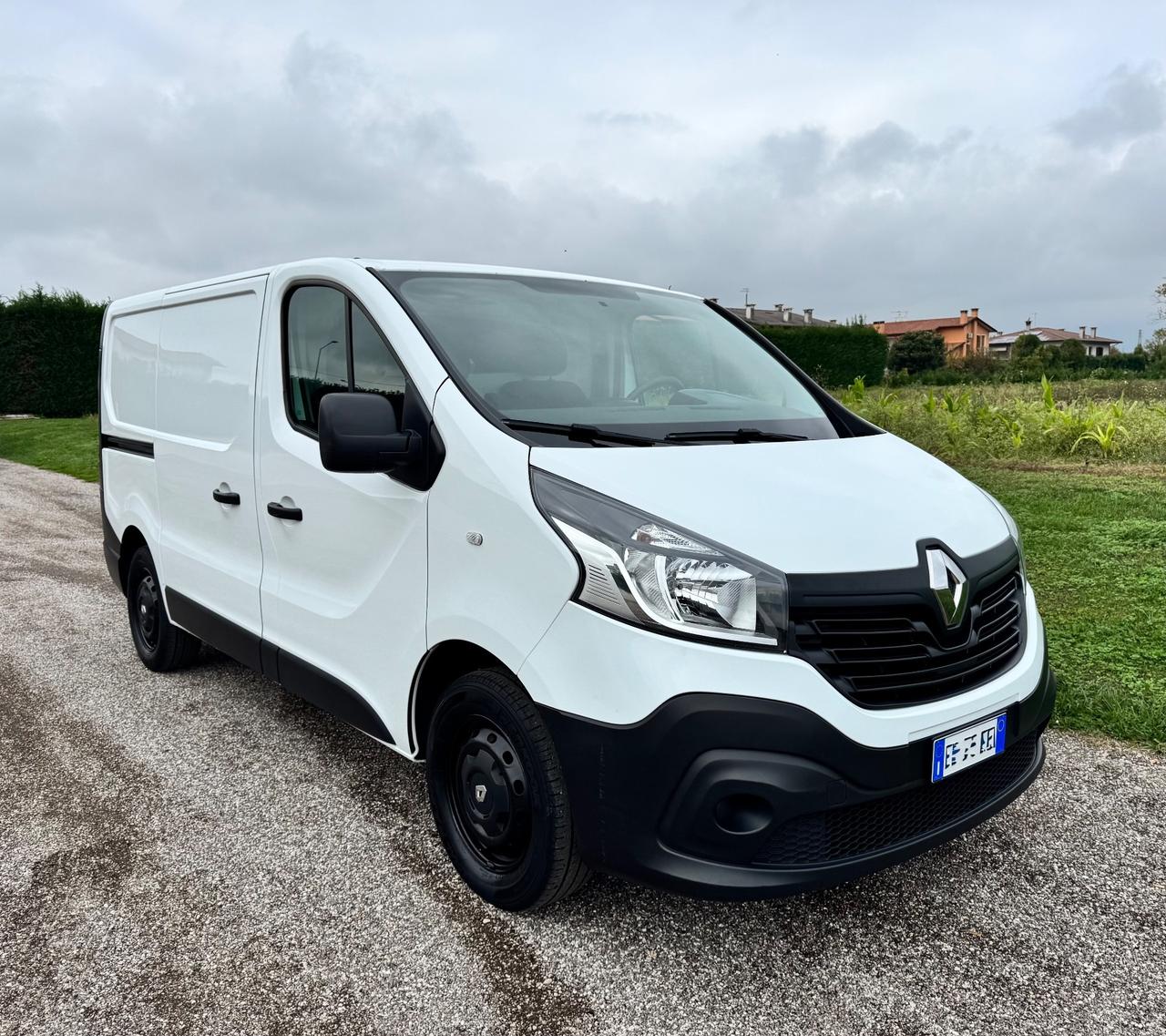 RENAULT TRAFIC 1.6 DCI 95 cv FURGONE VAN AUTOCARRO