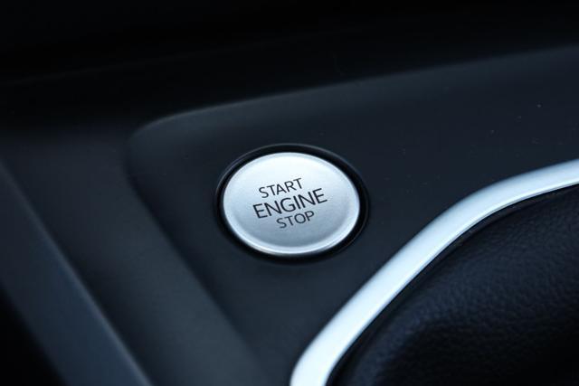 VOLKSWAGEN Golf 2.0 TDI SCR Life