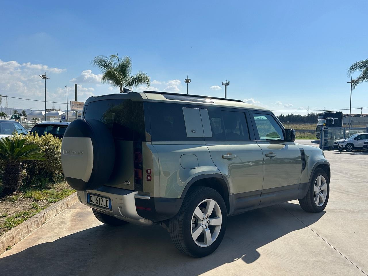 Land Rover Defender 110 XDynamic SE possibilità noleggio no scoring