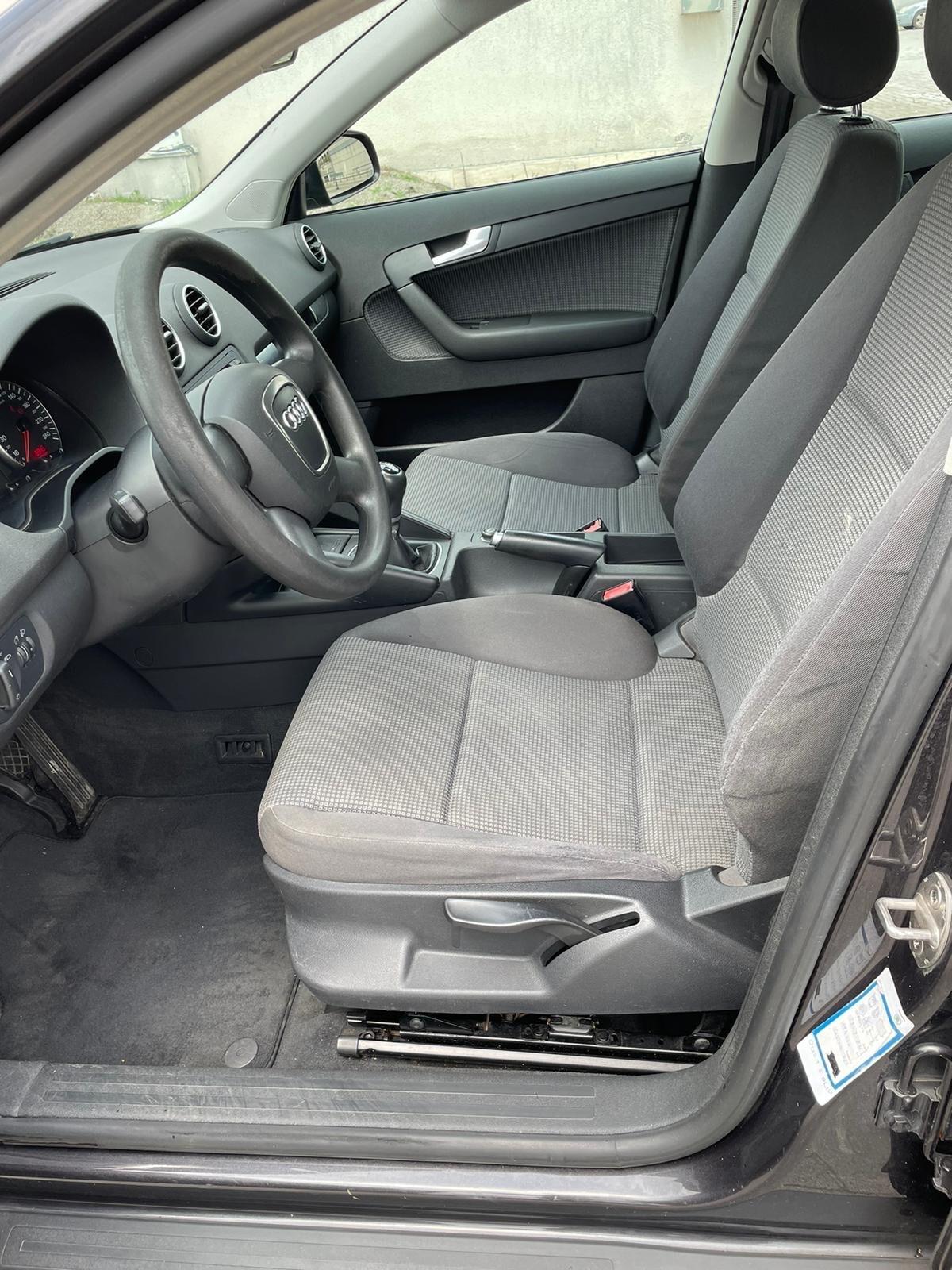 Audi A3 SPB 1.9 TDI F.AP. Ambiente UNI.PRO