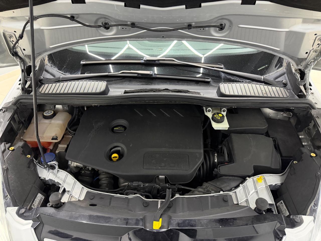 Ford C-Max 1.6 TDCi 115CV Titanium gancio traino