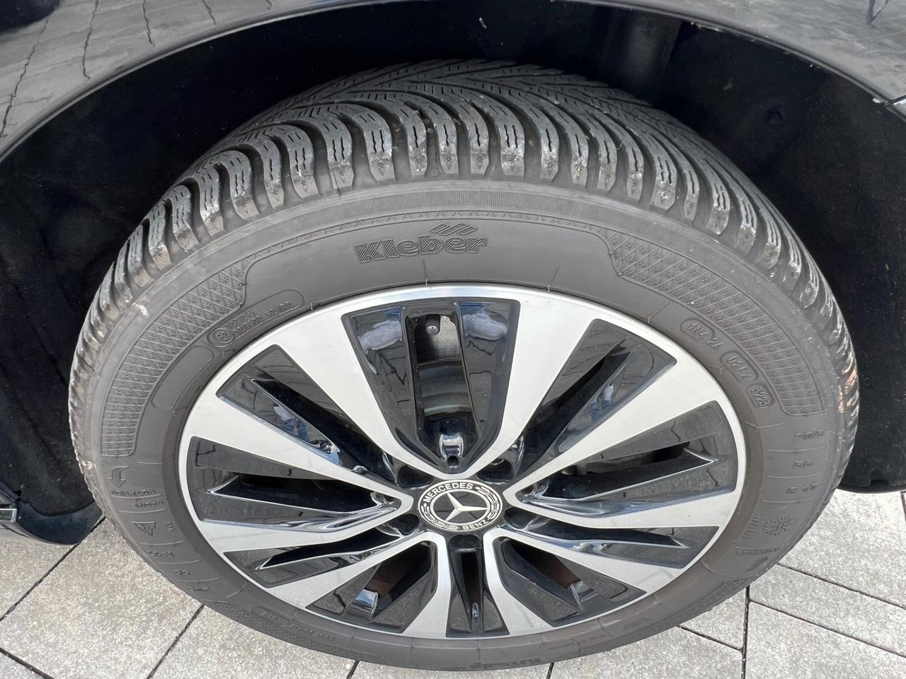 Mercedes-benz A 250 e hybrid EQ Business