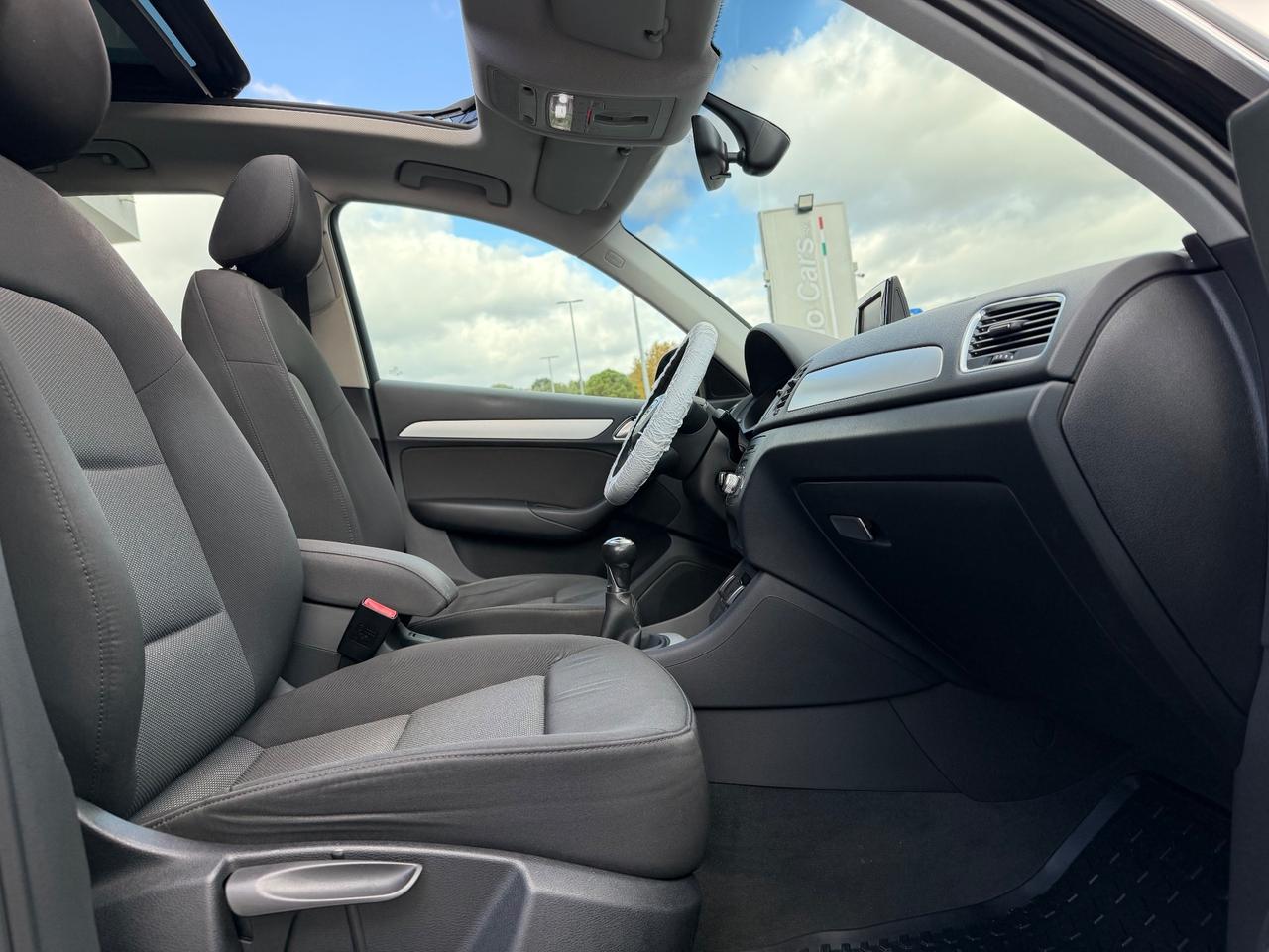 Audi Q3 2.0 TDI 120 CV S tronic Design tetto apribile