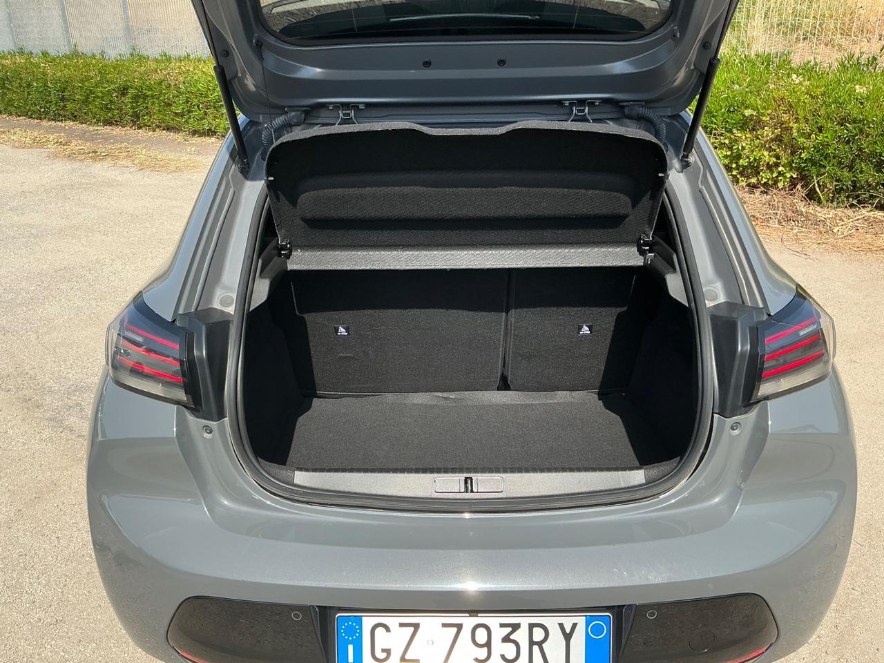 Peugeot 208 1.2 100 Stop&Start 5 porte Allure