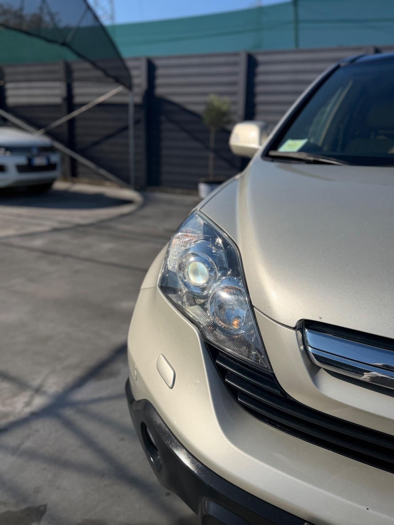 Honda CR-V 2.2 i-CTDi 16V Advance DPF