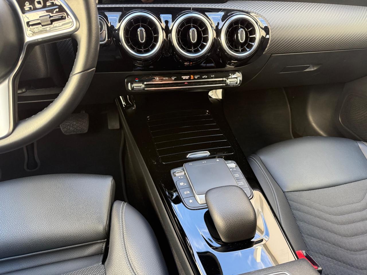 Mercedes-benz A 180 d Automatic Business Extra