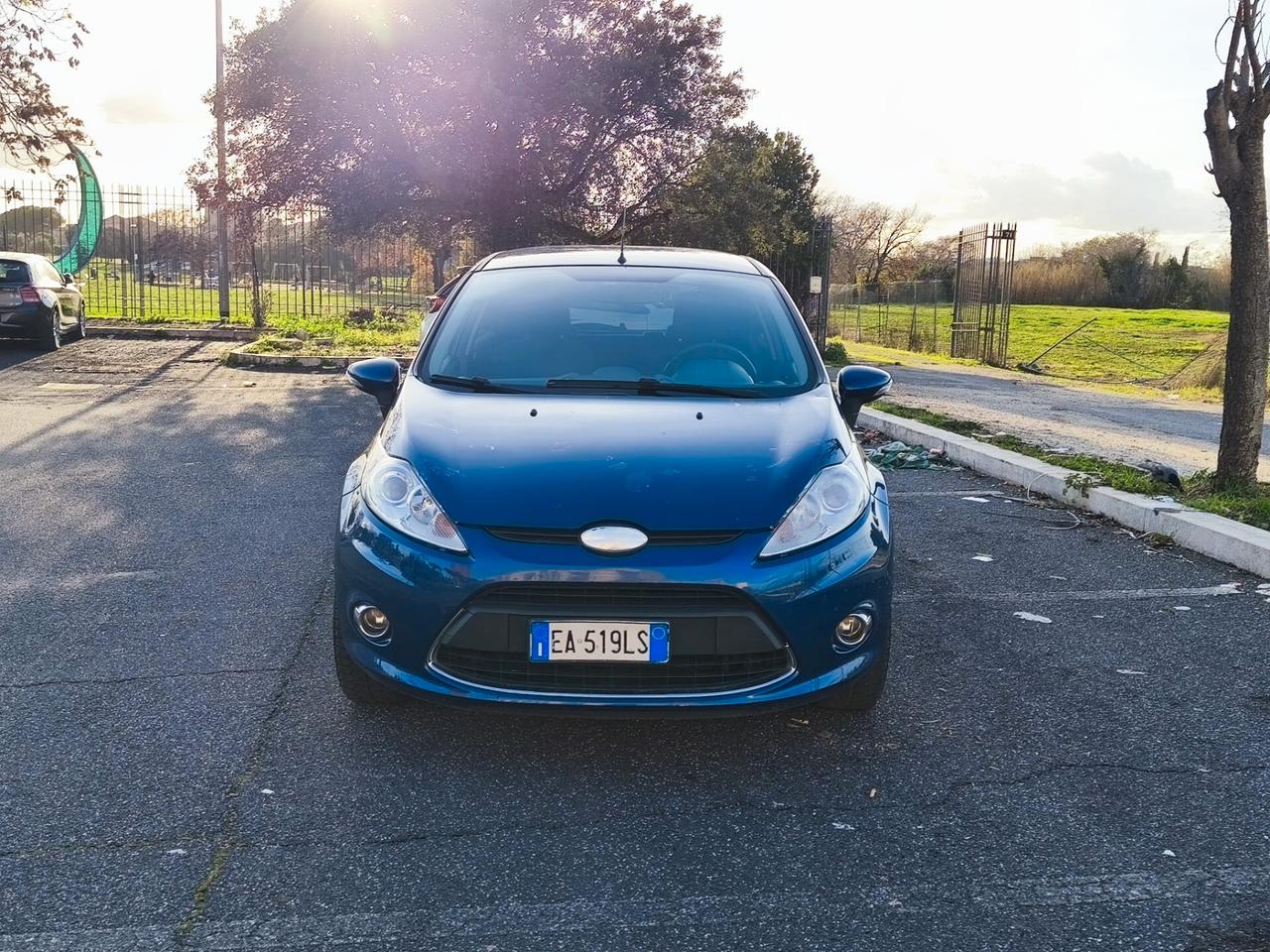 Ford Fiesta 1.4 5 porte Bz.- GPL Titanium