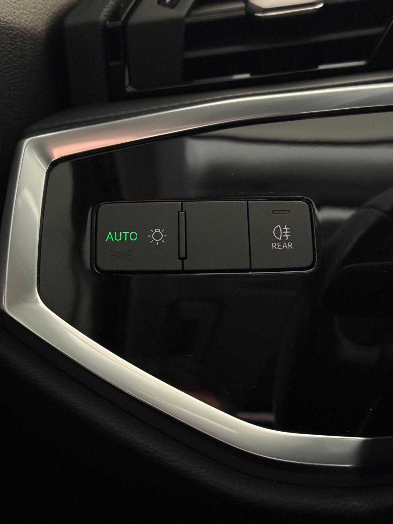Audi Q3 35 2.0 Tdi 150CV S line TETTO/TELECAM