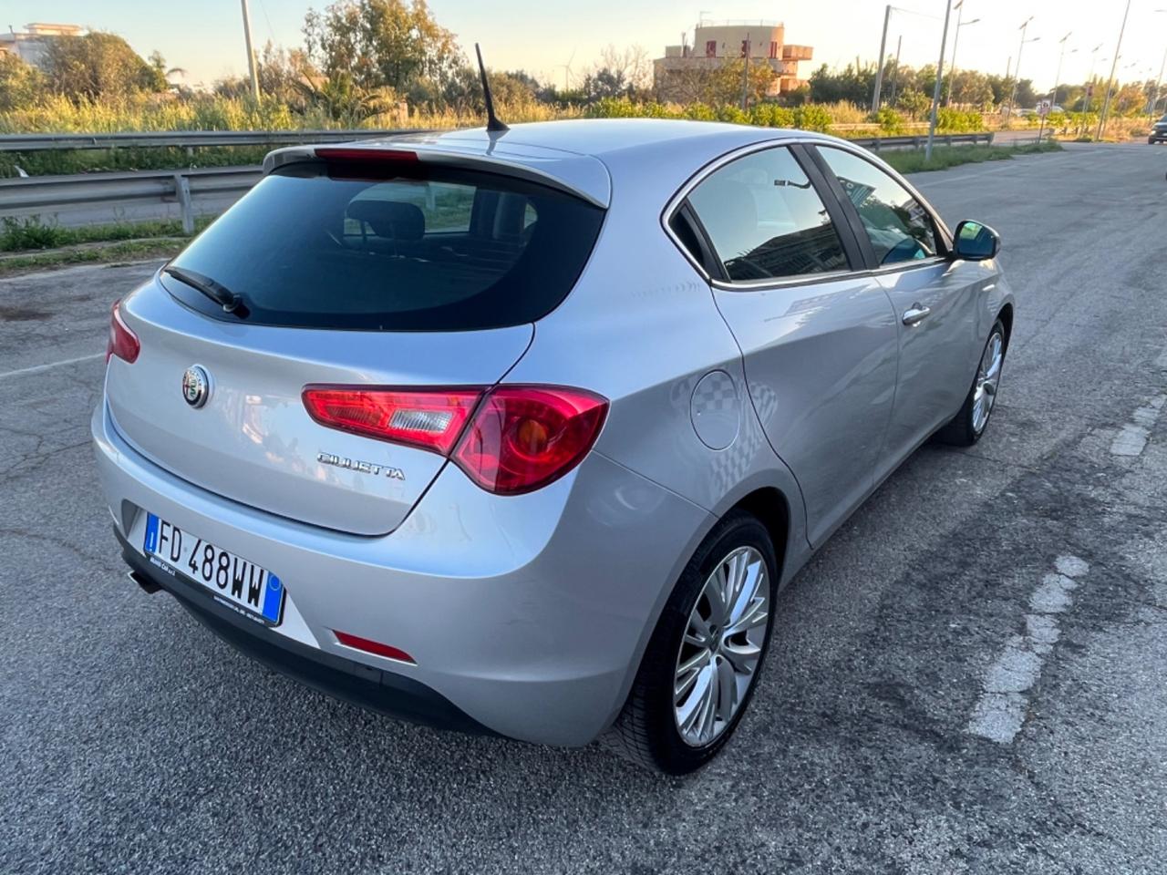 Alfa Romeo Giulietta 1.6 JTDm 120 CV Super 2016