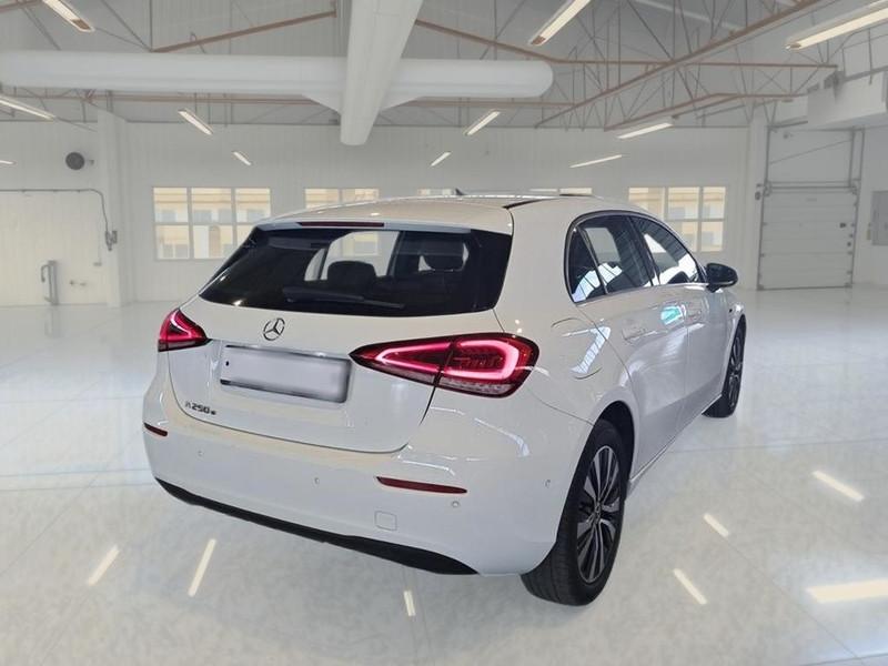 MERCEDES-BENZ A 250 e EQ-POWER Business extra 5 PORTE