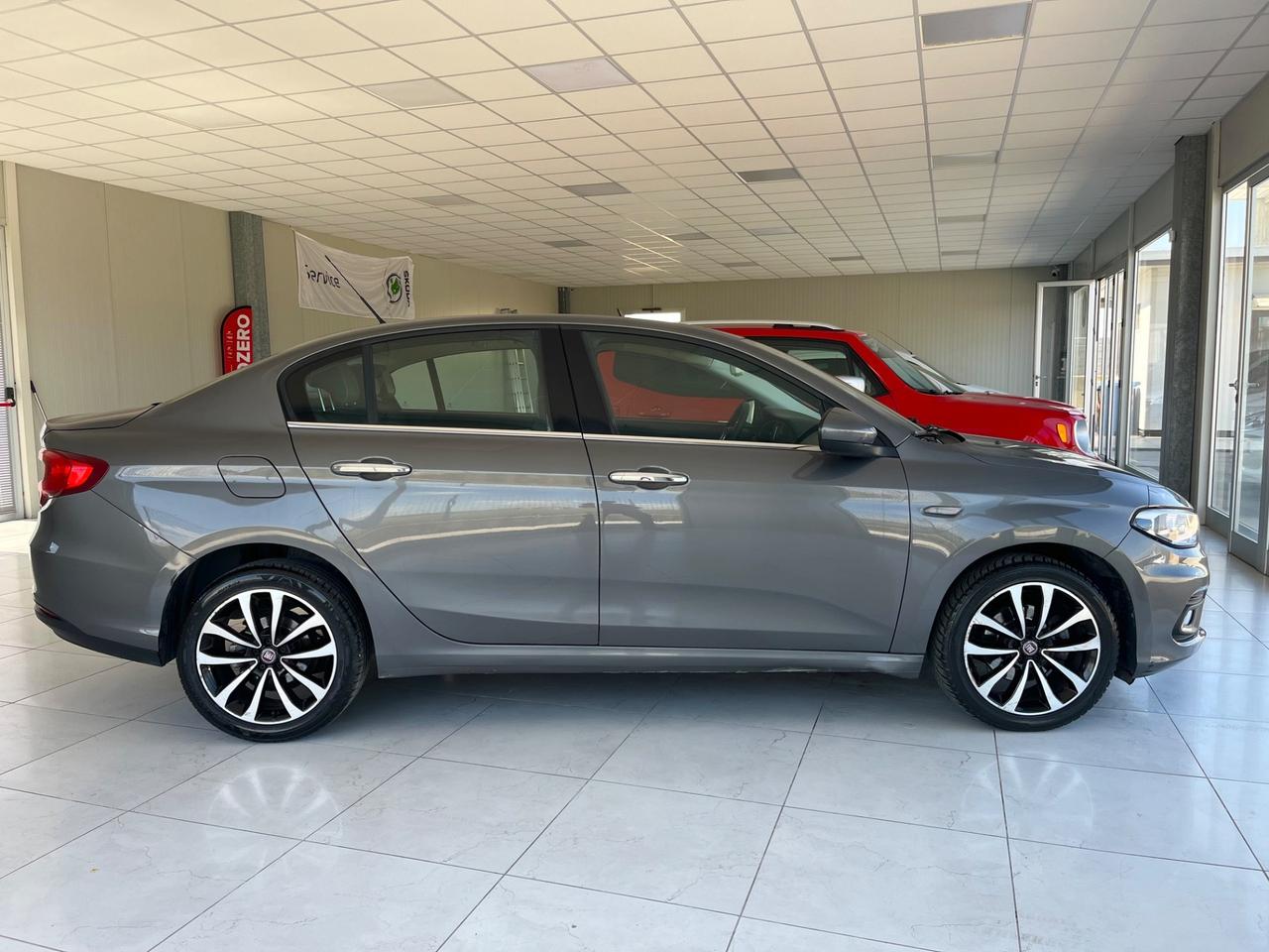 Fiat Tipo 1.6 Mjt 120 CV Lounge