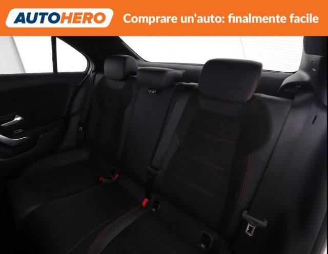 MERCEDES-BENZ A 180 d Automatic Premium