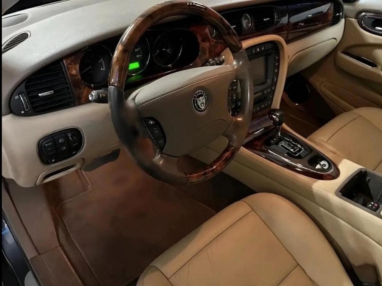 Jaguar XJ 2.7 D V6 cat LWB Sovereign Perfetta