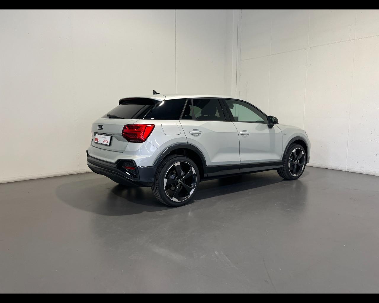 AUDI Q2 35 TDI S-TRONIC IDENTITY BLACK