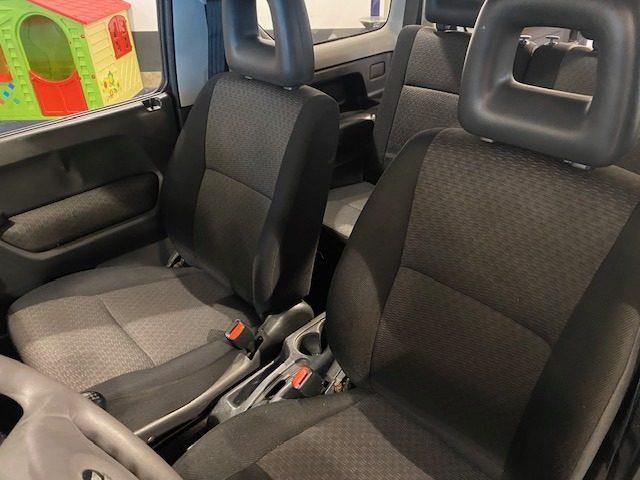 SUZUKI Jimny 1.3i 16V cat 4WD "NEOPATENTATI"