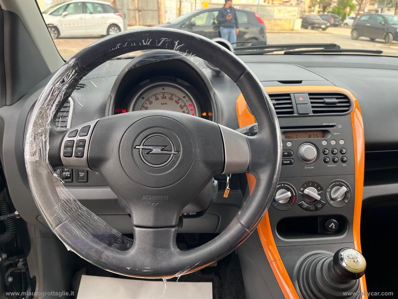 OPEL Agila 1.0 12V 65 CV Enjoy