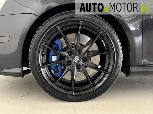 VOLKSWAGEN Golf 3.2 VR6 4mot. 5p. DSG R32