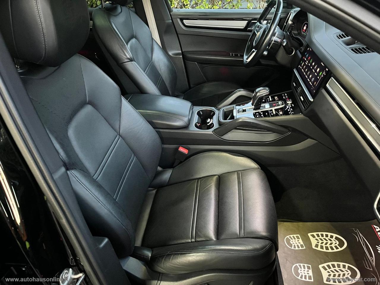 PORSCHE Cayenne Coupé 3.0 V6 Platinum Edition