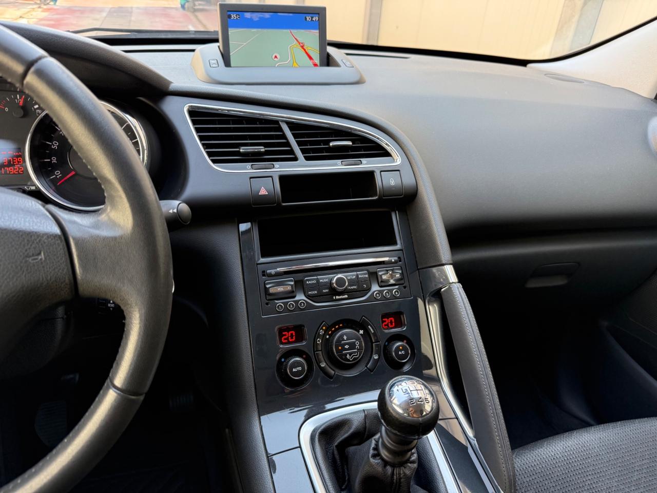 Peugeot 3008 1.6 HDi 115CV Active