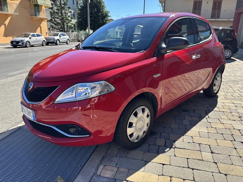 Lancia Ypsilon 5 Porte Ypsilon 1.2 Gold 69cv my16