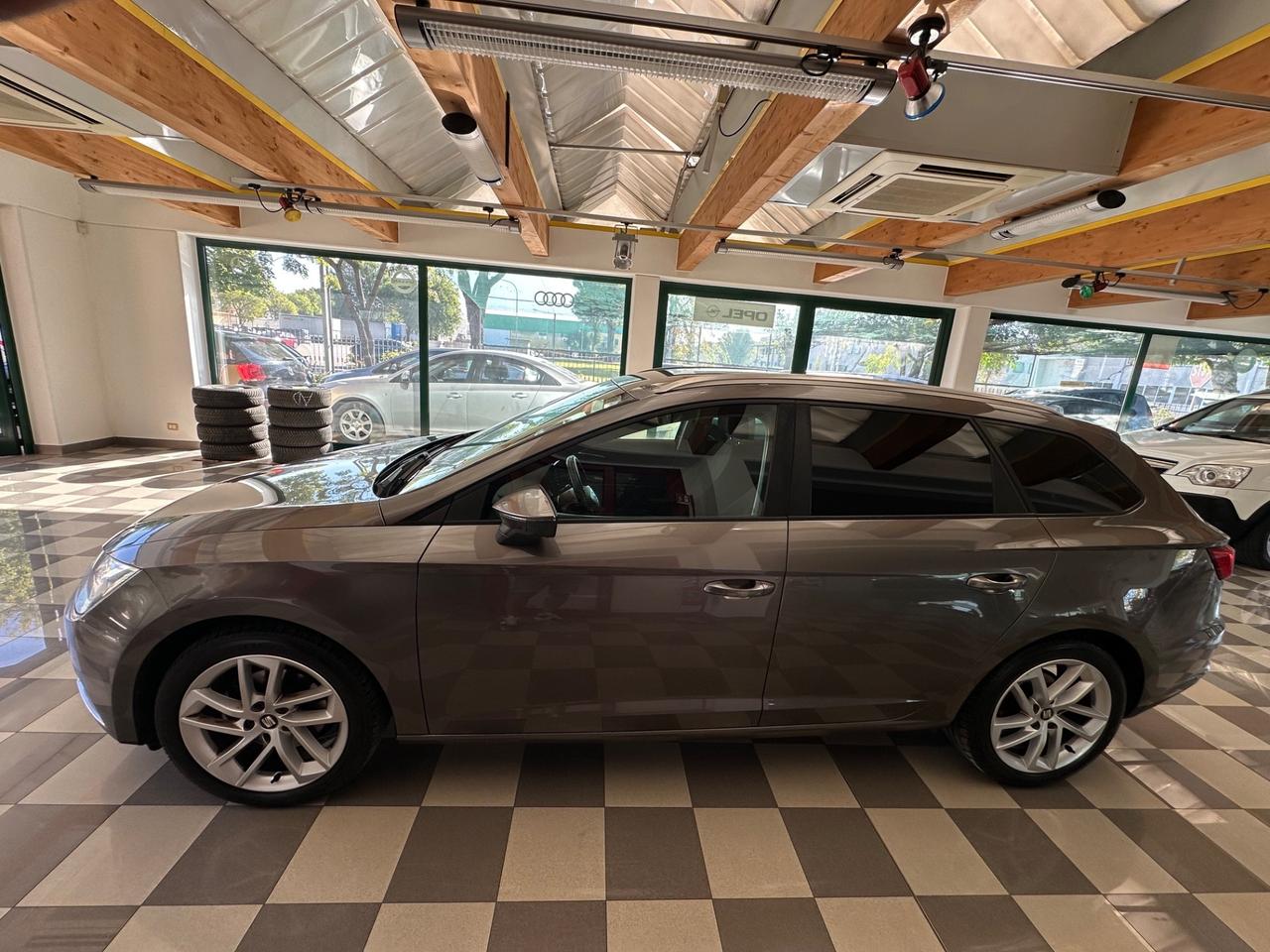 Seat Leon 1.6 TDI 105 CV DSG 5p. Start/Stop Style