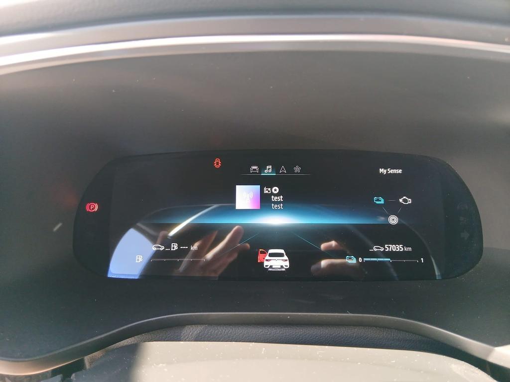 Renault Arkana 1.6 E-TECH Hybrid Engineered Auto