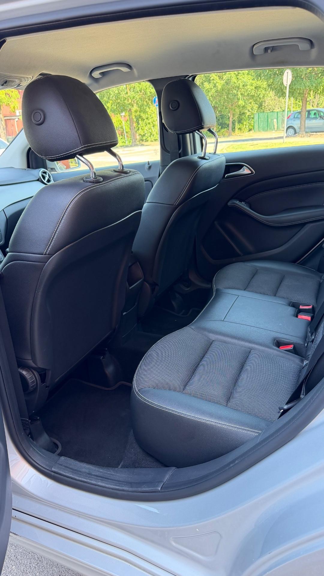 Mercedes-benz B 180 d Sport