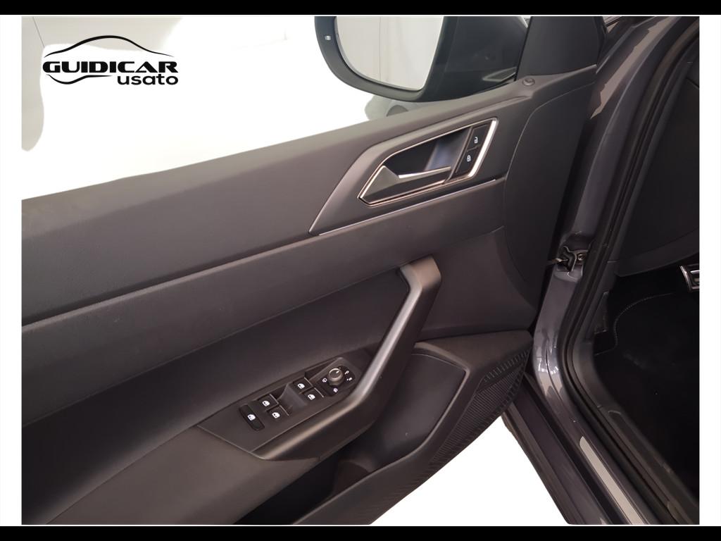 VOLKSWAGEN Taigo - Taigo 1.5 tsi R-Line 150cv dsg