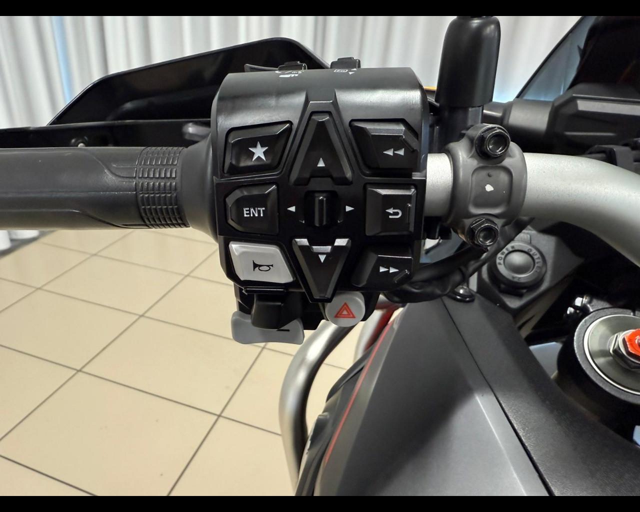 Honda CRF1100L Africa Twin - ABS DCT