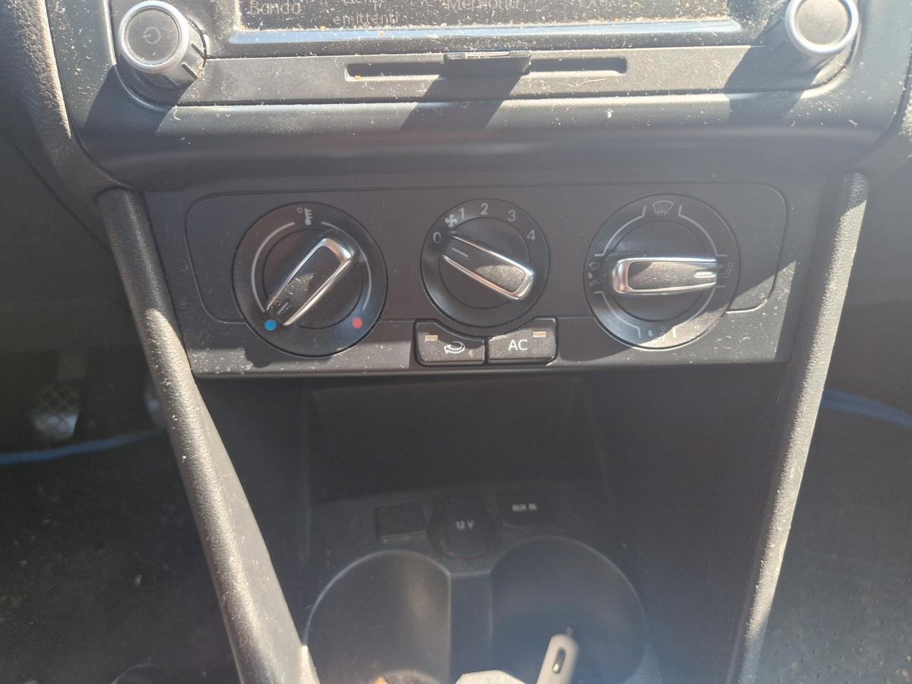 Volkswagen Polo 1.2 75CV Diesel Euro5b, Servosterzo, Radio