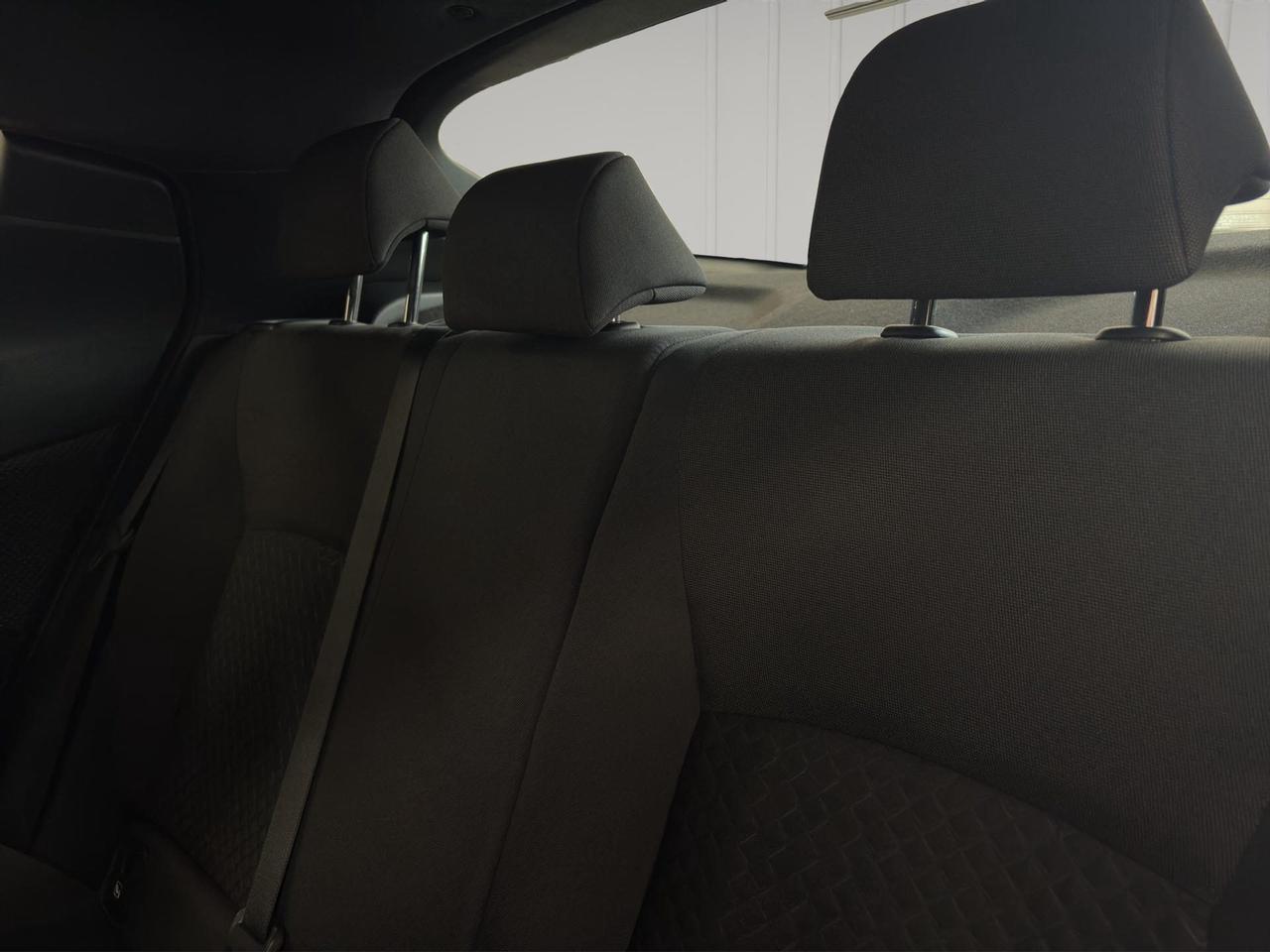 Toyota C-HR 1.8h Active e-cvt