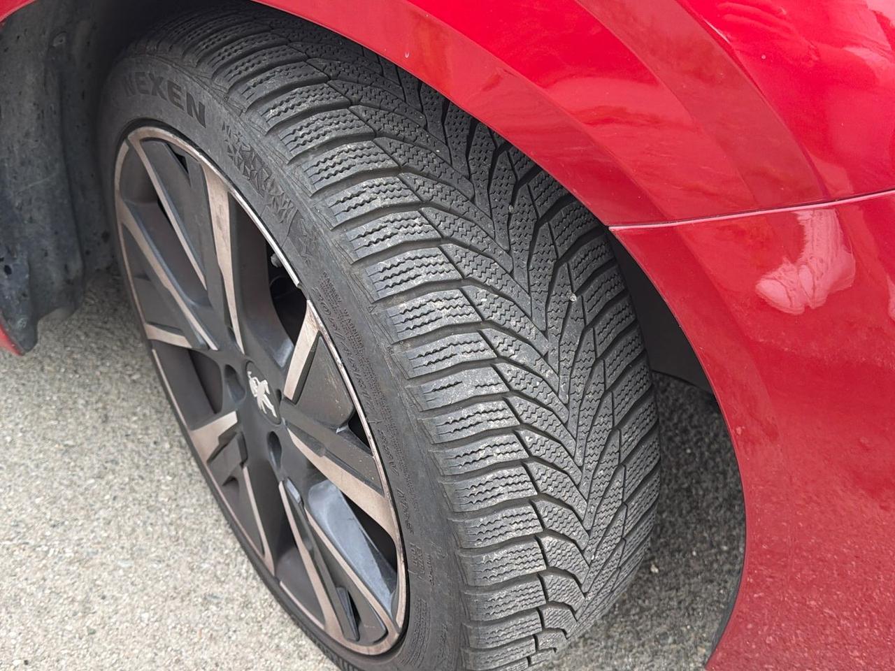Peugeot 208 Allure Pack 1.2 PureTech 100 #11176