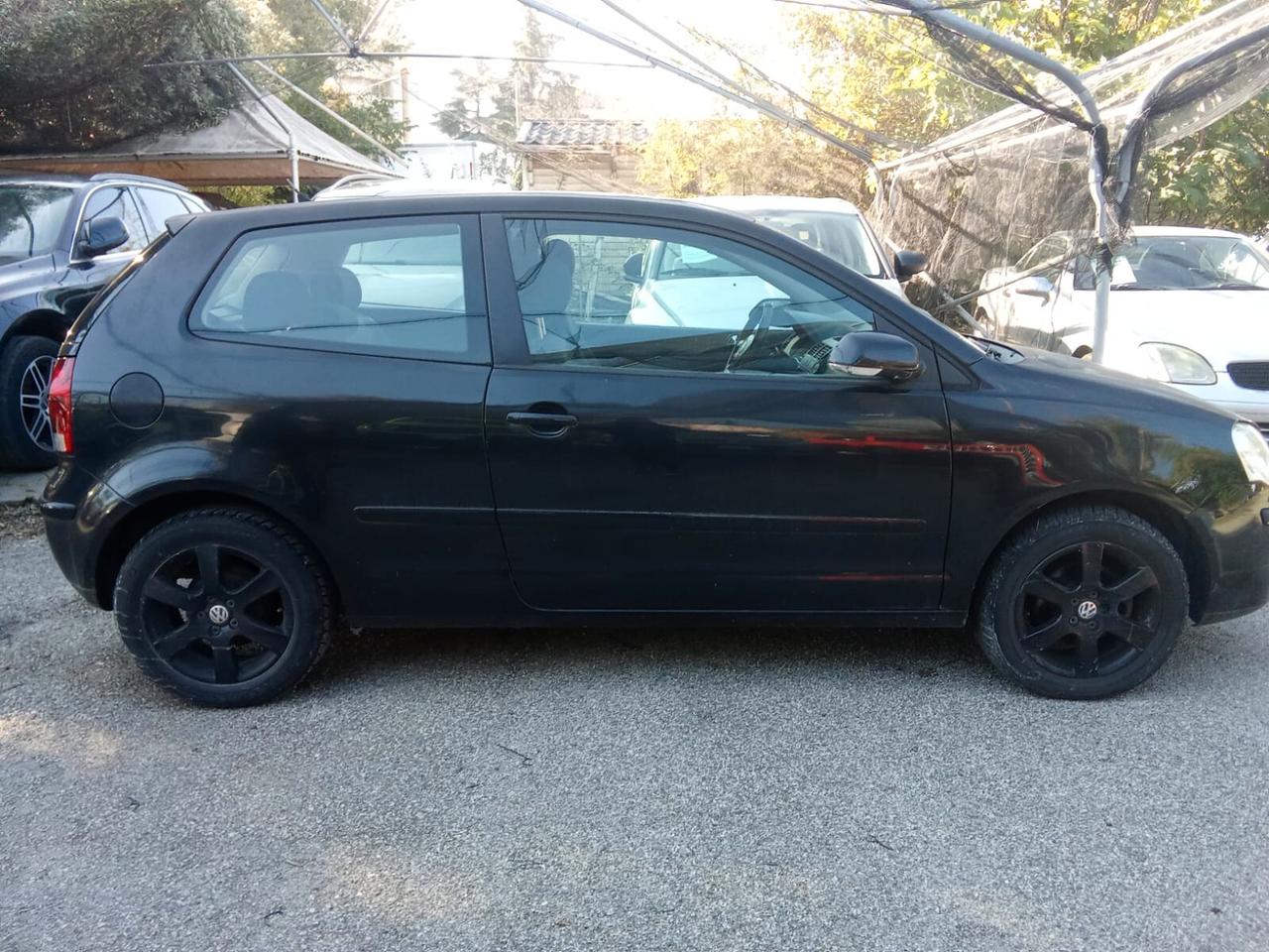 Volkswagen Polo ----