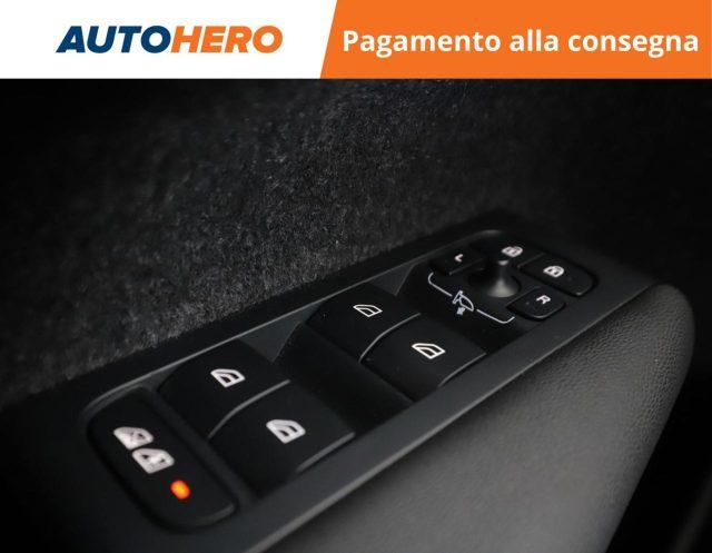 VOLVO XC40 B3 automatico Core