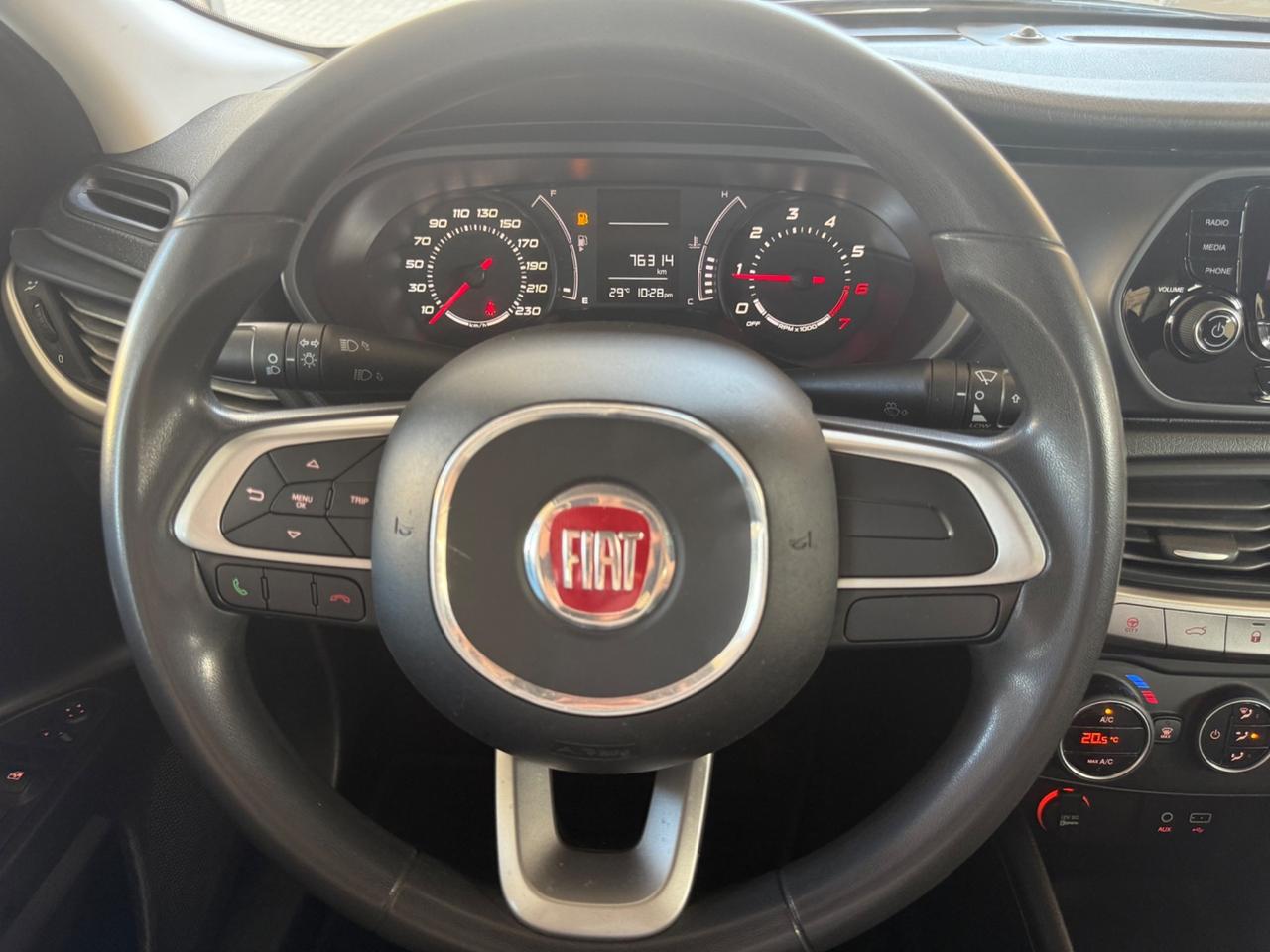 Fiat Tipo 1.4 4 porte Easy UNICOPROP DISTRIB E FRIZ NUOVE