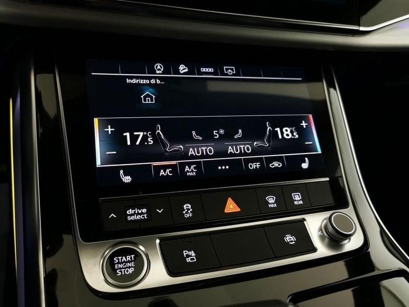 Audi Q8 55 3.0 tfsi mhev Sport quattro tiptronic