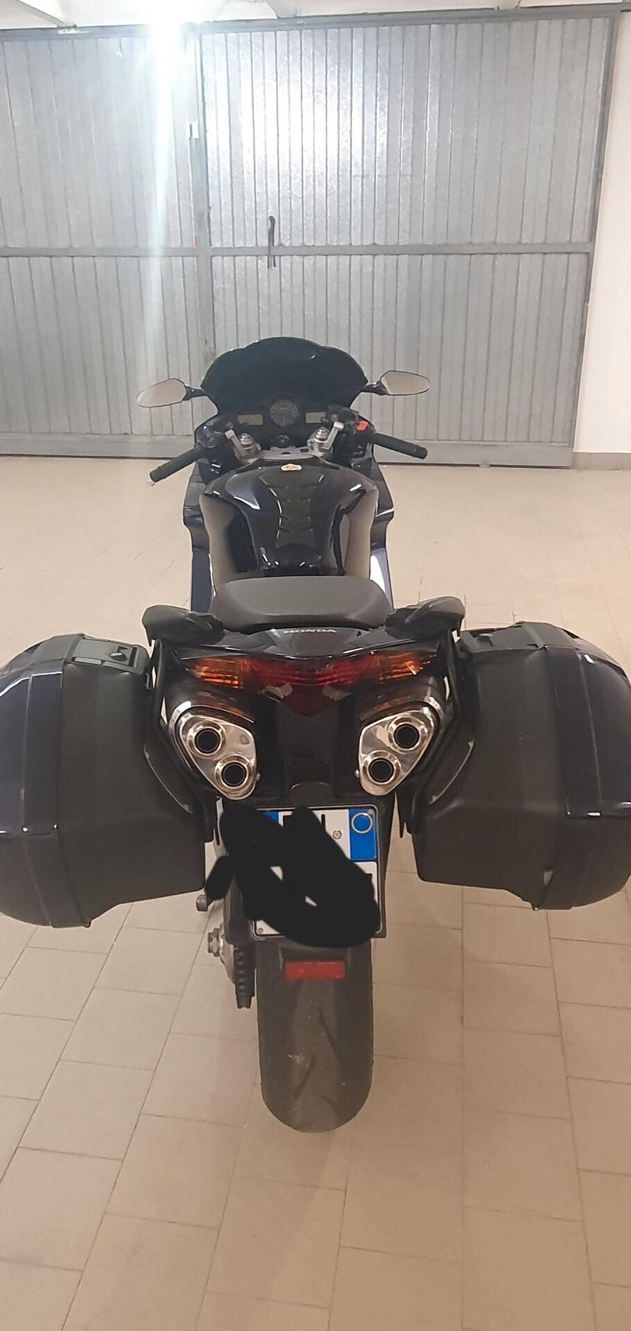 Honda VFR 800 Perfetta - 2002