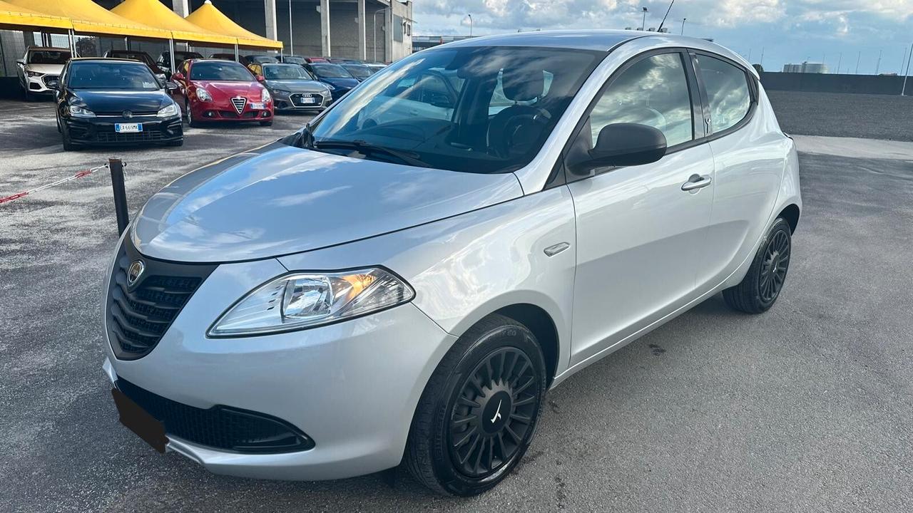 Lancia Ypsilon 1.3 MJT 16V 95 CV 5 porte S&S Elefantino UNICO PROPRIETARIO KM CERTIFICATI