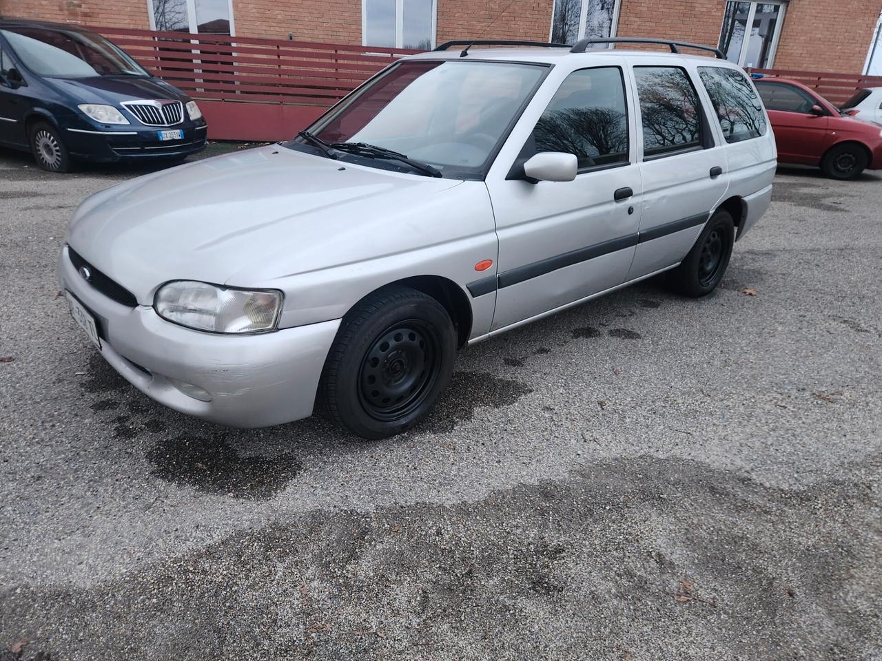 Ford Escort/Orion Escort 1.6i 16V cat S.W. Explorer