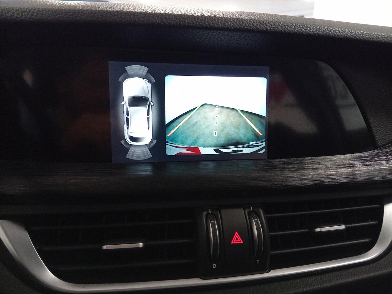 Alfa Romeo Stelvio 2.2 Turbodiesel 190 CV AT8 RWD Business