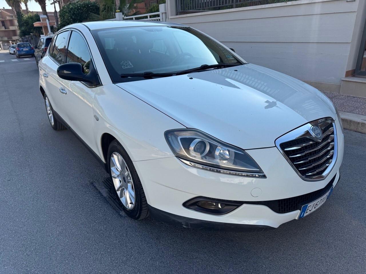 Lancia Delta 1.6 MJT DPF Gold