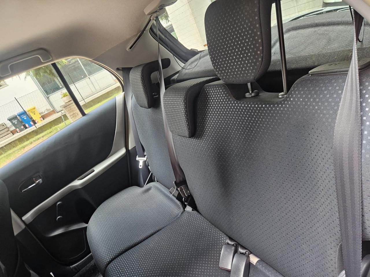 Toyota Yaris 1.0 5 porte SOLI 69.000 KM!