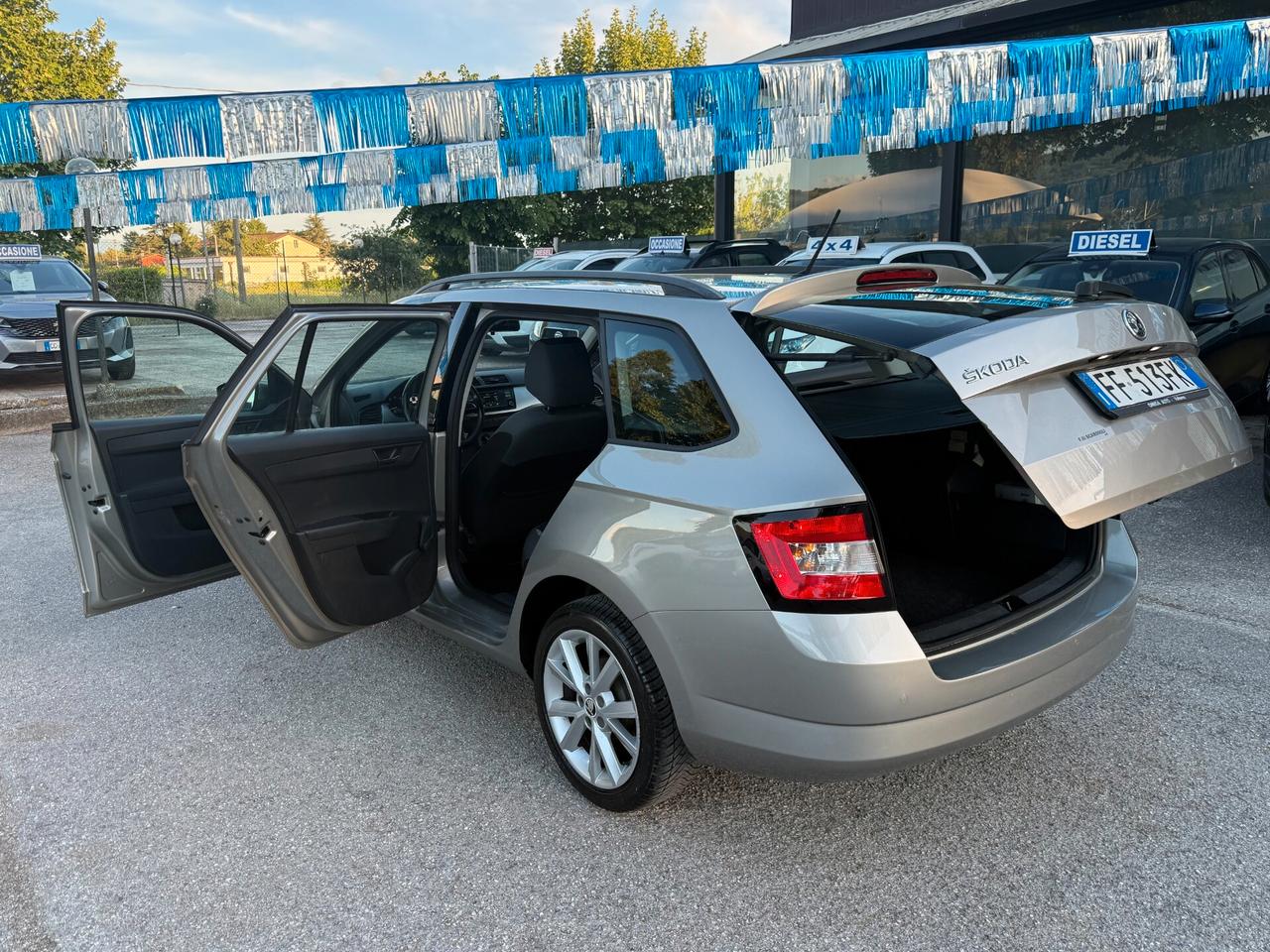 "UNA CHICCA" Skoda Fabia 1.0 MPI Wagon Business