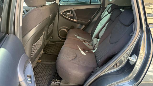 TOYOTA RAV 4 RAV4 2.2 D-4D 136CV DPF Sol*C.L.17*BI-XENO*CARPLAY