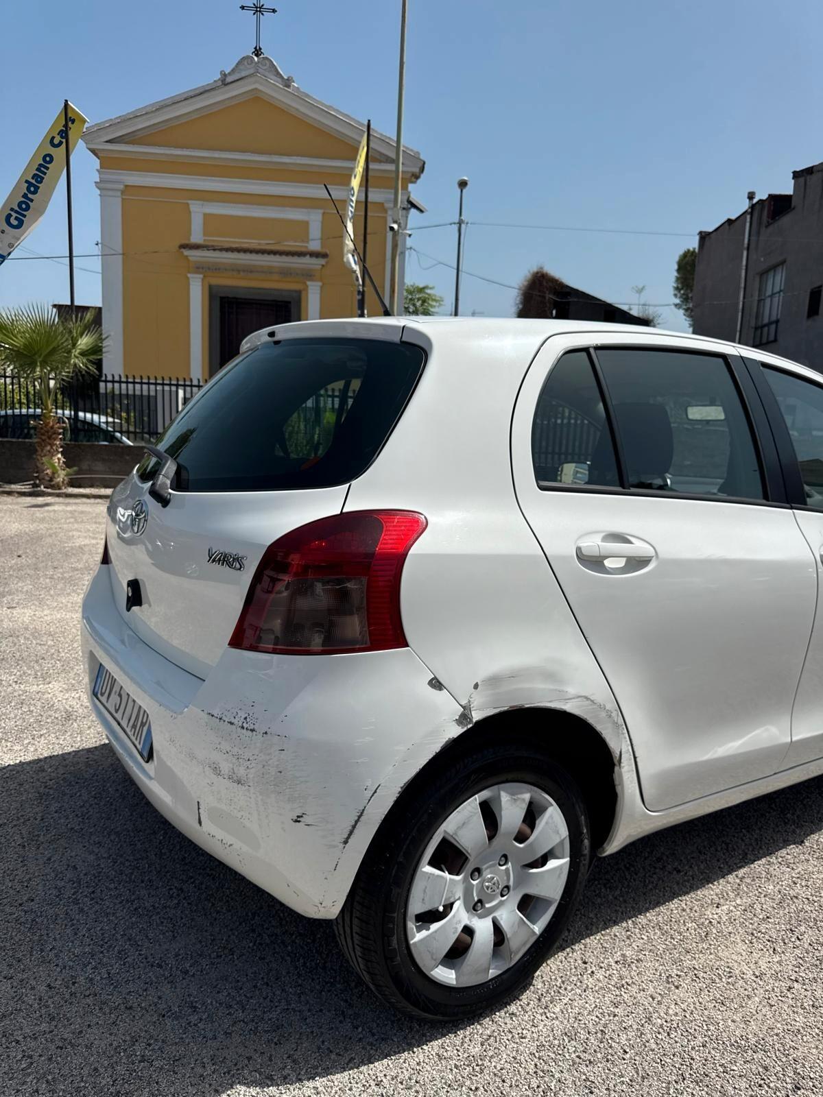 Toyota Yaris 1.0 5 porte 69CV - UNICO PROPRIETARIO