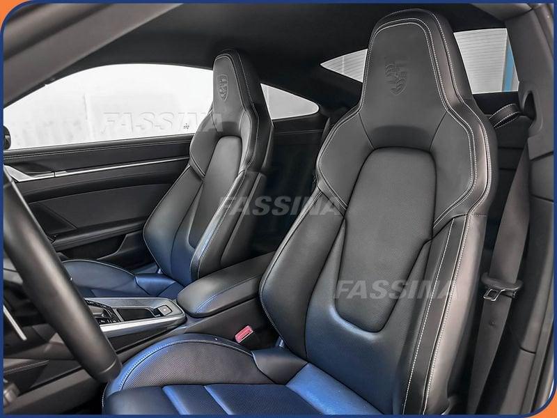 Porsche 911 992 Carrera 3.0 4S Auto. 450cv