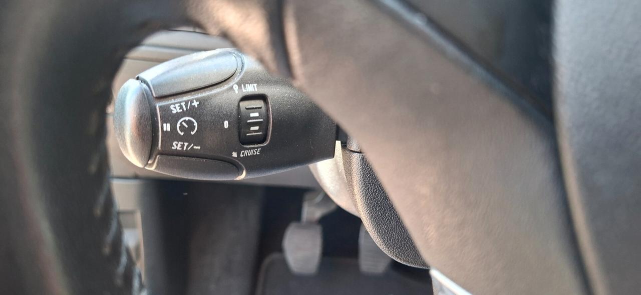 Peugeot 2008 1.4 HDi 68CV Active