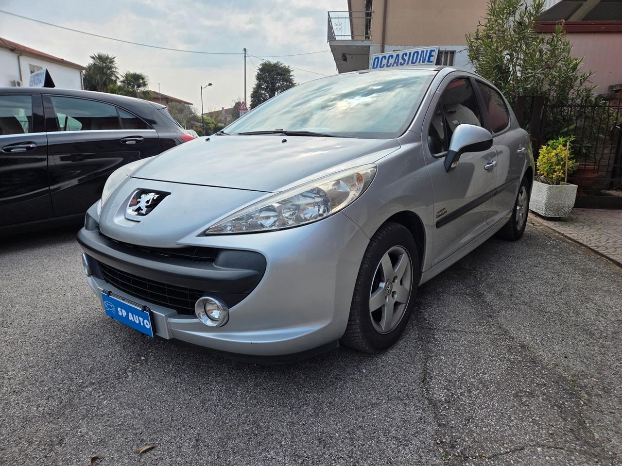 Peugeot 207 NEOPATENTATI - 2008